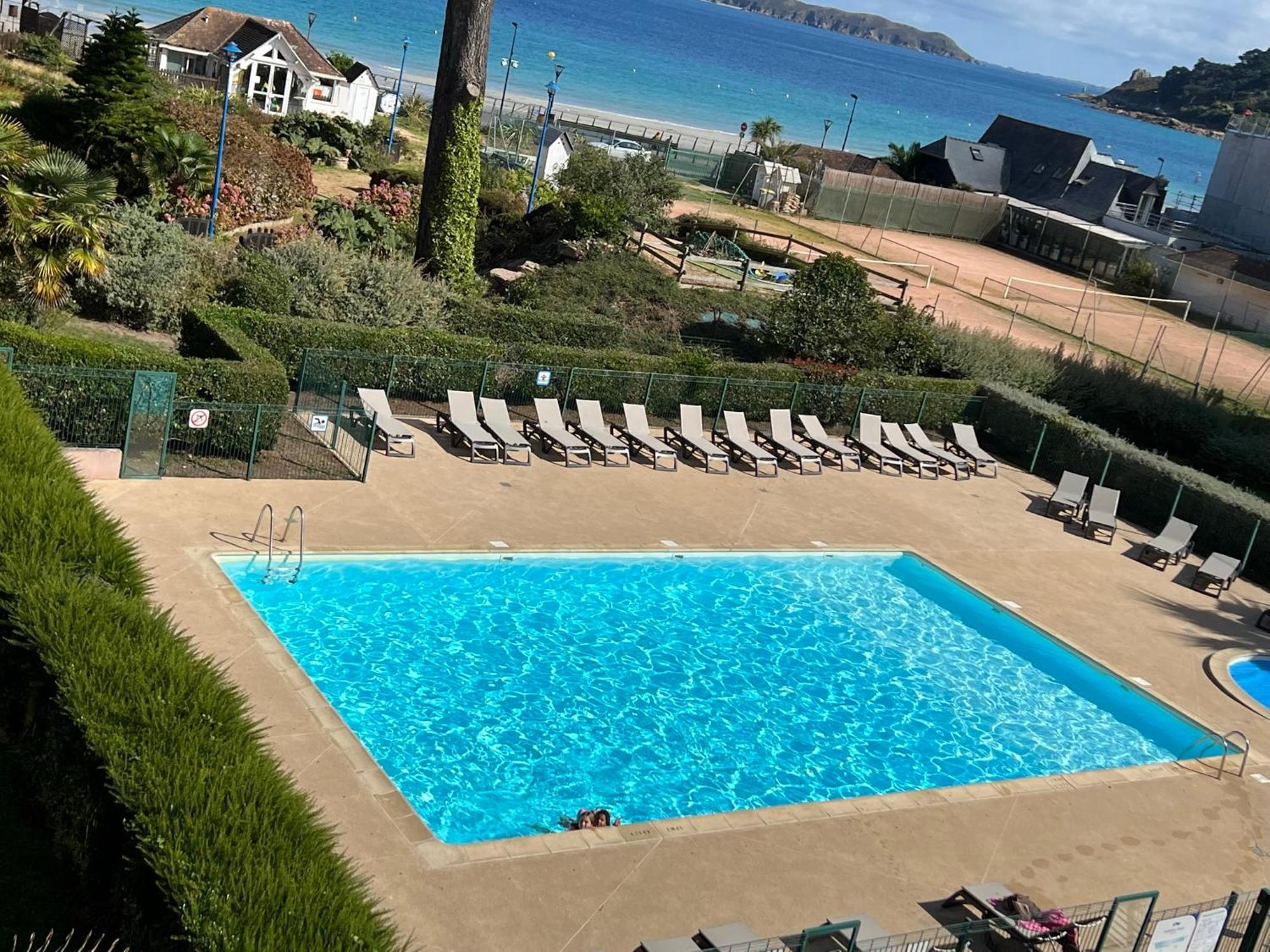 Appartement Acces Plage Перро-Гирк Экстерьер фото